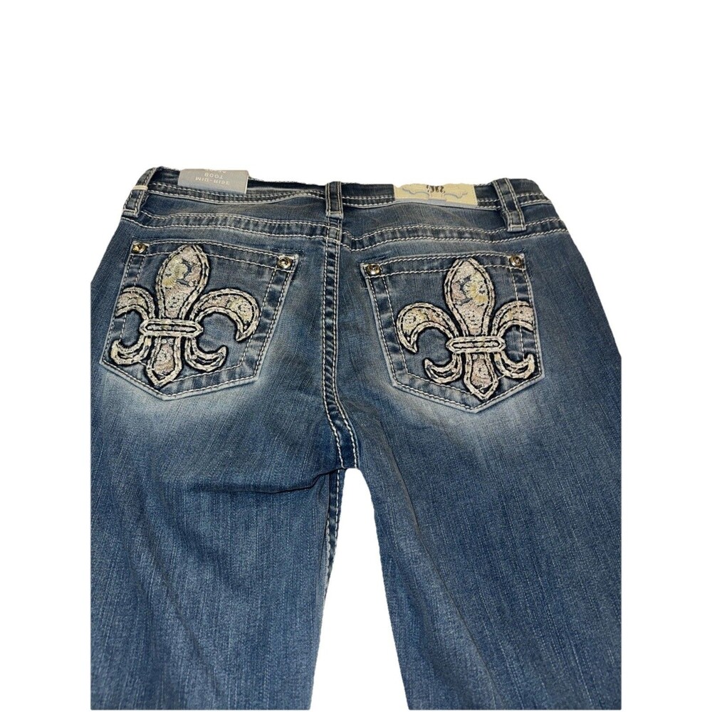 Miss Me Jeans, Slim Boot Women's Size 30 Blue, Denim, Gems Back Pocket, Flared
